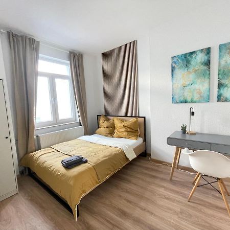 150Qm - 5 Rooms - Free Parking - Mallibase Apartments ฮันโนเวอร์ ภายนอก รูปภาพ