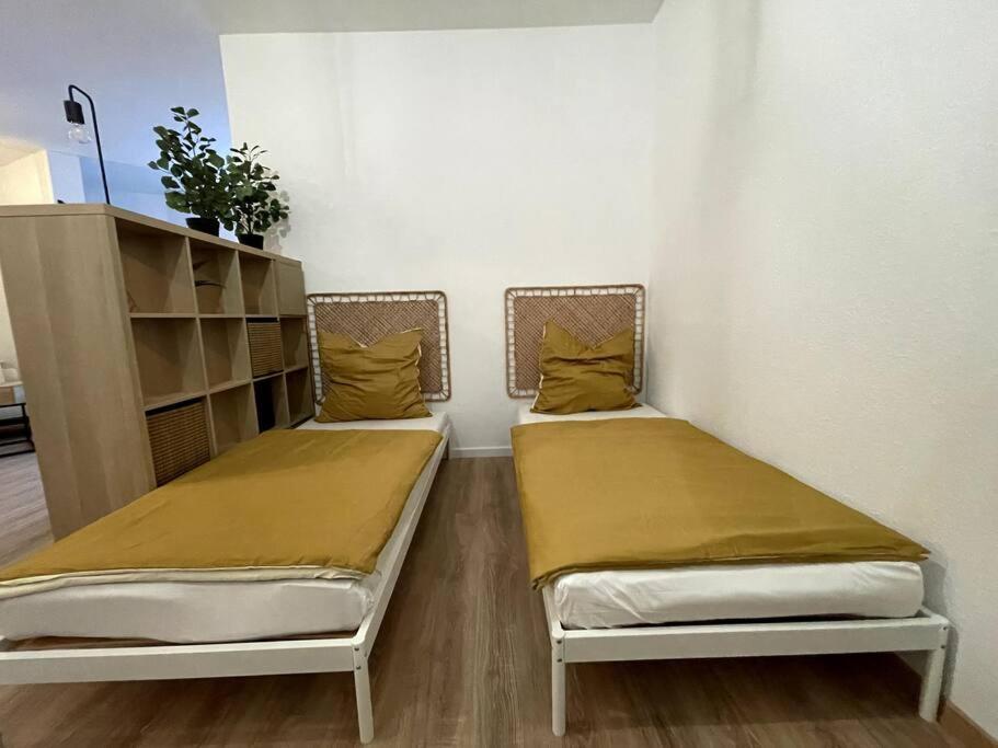 150Qm - 5 Rooms - Free Parking - Mallibase Apartments ฮันโนเวอร์ ภายนอก รูปภาพ