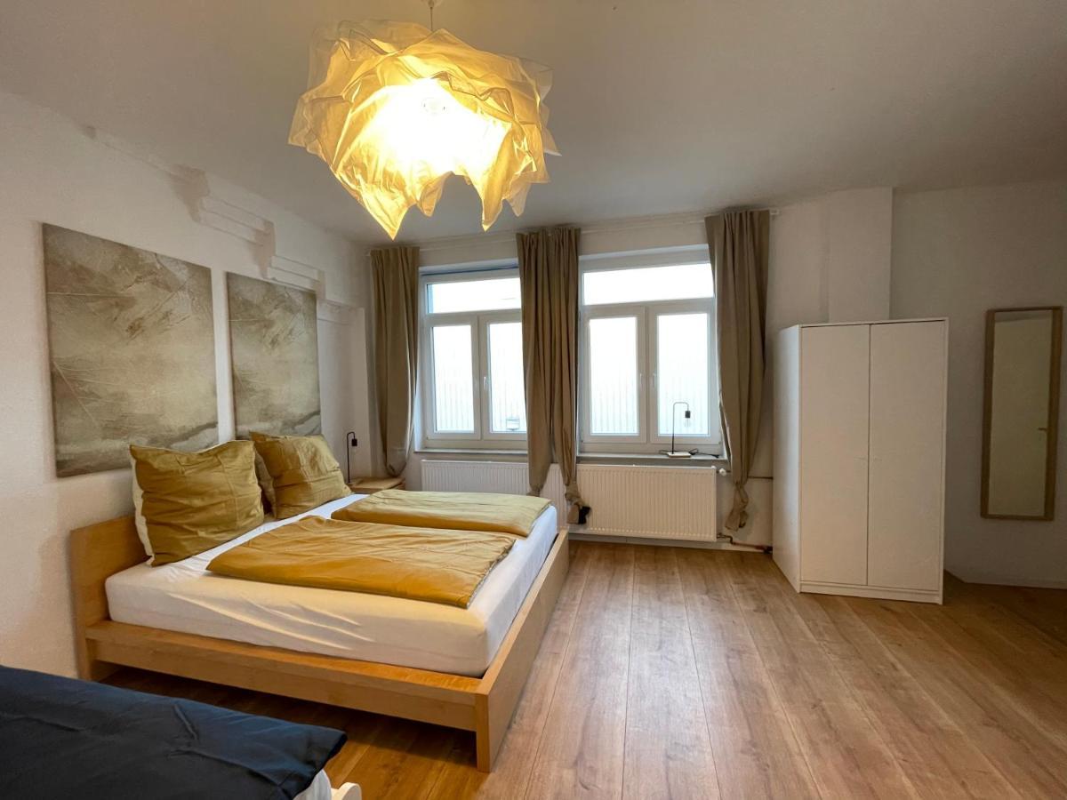 150Qm - 5 Rooms - Free Parking - Mallibase Apartments ฮันโนเวอร์ ภายนอก รูปภาพ