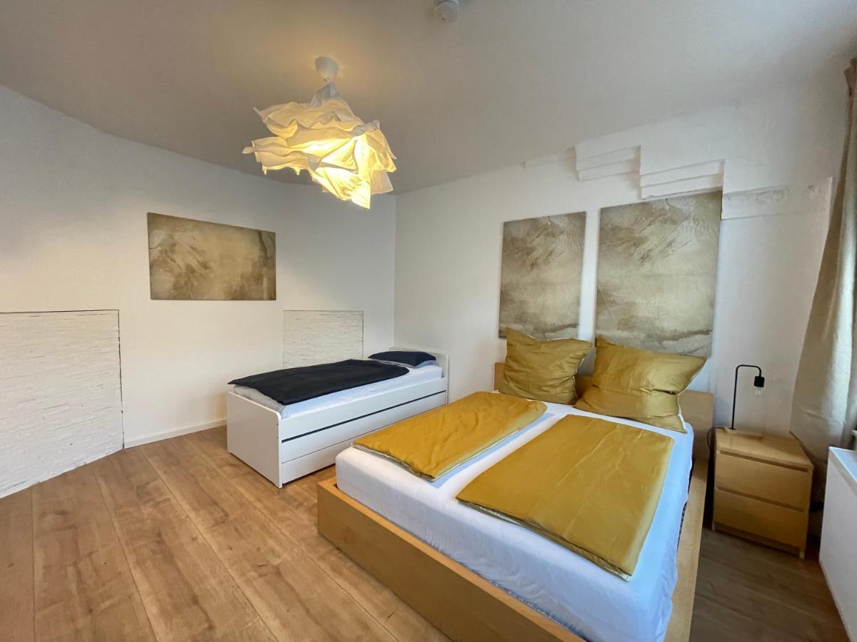 150Qm - 5 Rooms - Free Parking - Mallibase Apartments ฮันโนเวอร์ ภายนอก รูปภาพ