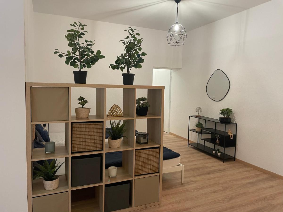 150Qm - 5 Rooms - Free Parking - Mallibase Apartments ฮันโนเวอร์ ภายนอก รูปภาพ